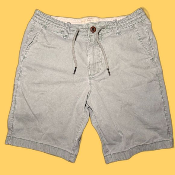 Size 30 Classic Fit Men's Green Hollister Y2K Cargo Drawstring Shorts - Picture 1 of 3